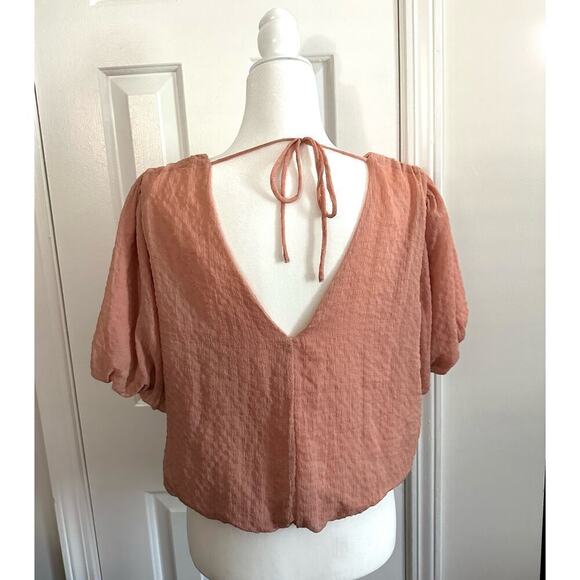 ASTR the Label Bubble Sleeve Gauze Slight Crop Top Tie-Back Dusty Pink - XL - Picture 4 of 6